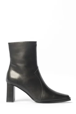 Esperance Boot-Black|zoe kratzmann New