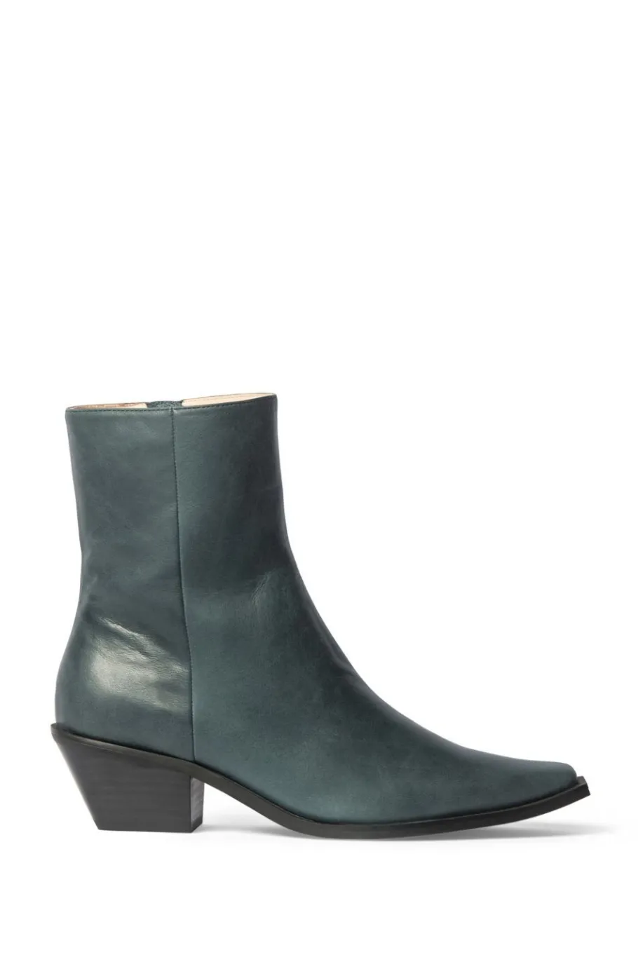 Intimation Boot-Atlantic|zoe kratzmann Hot