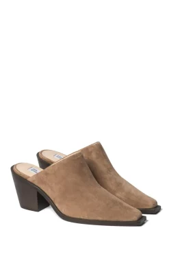 Primary Mule-Fawn|zoe kratzmann Hot